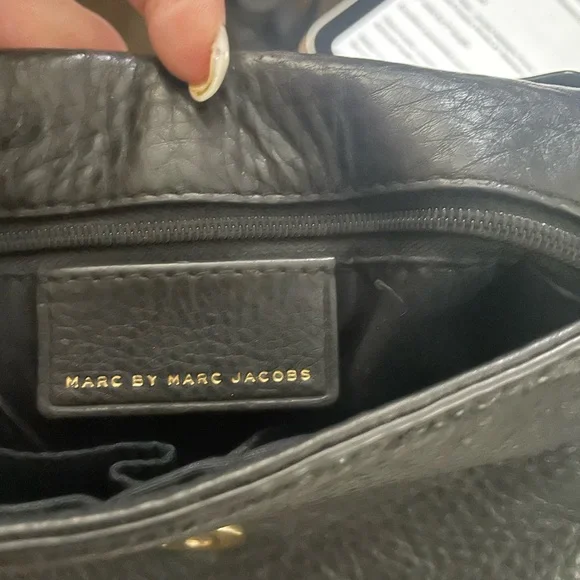 MARC BY MARC JACOBS Mini Q Natasha BLACK Leather Crossbody Bag - Picture 9 of 15